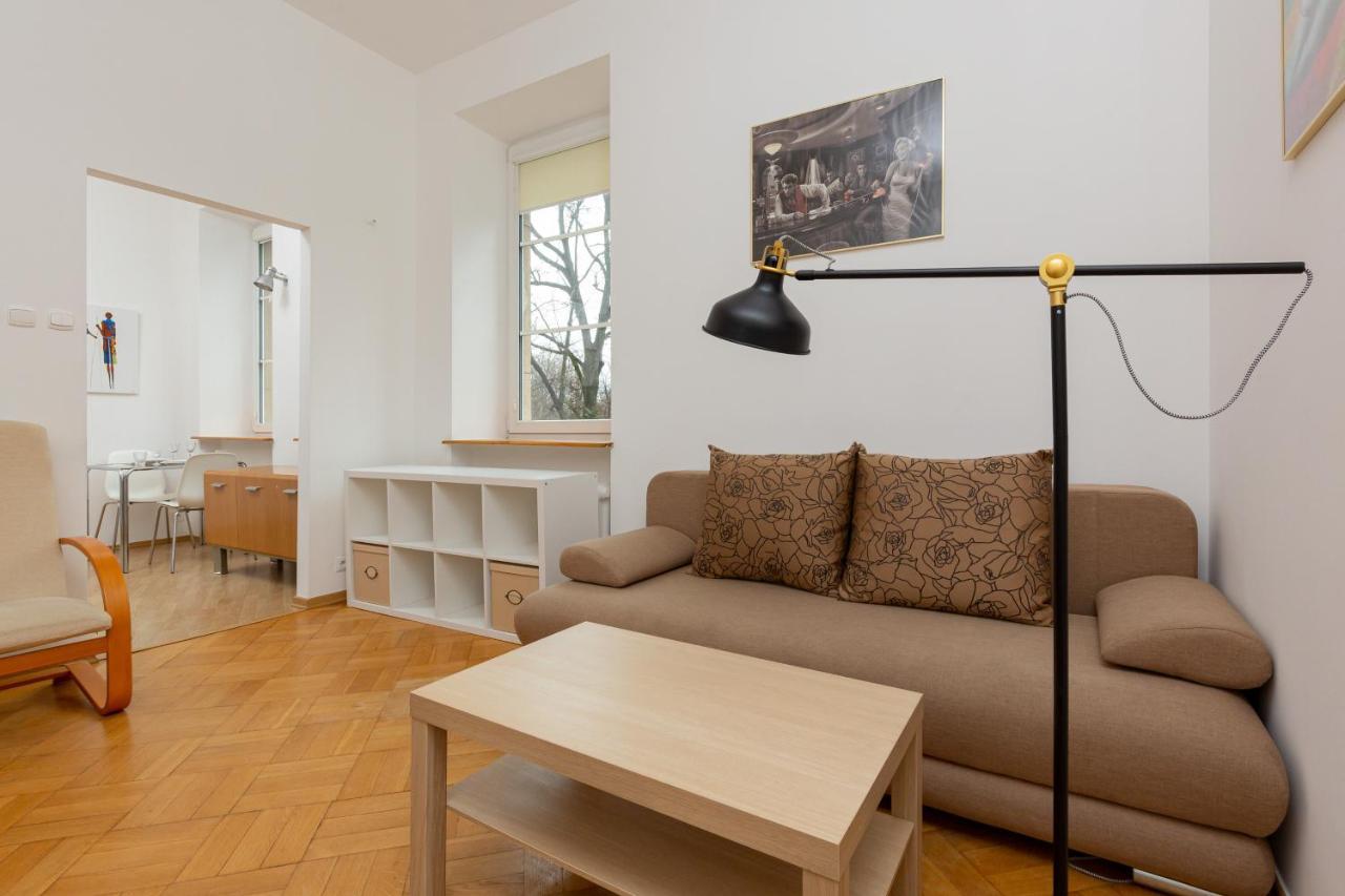 Downtown Studio Apartment By The Park By Noclegi Renters Варшава Экстерьер фото